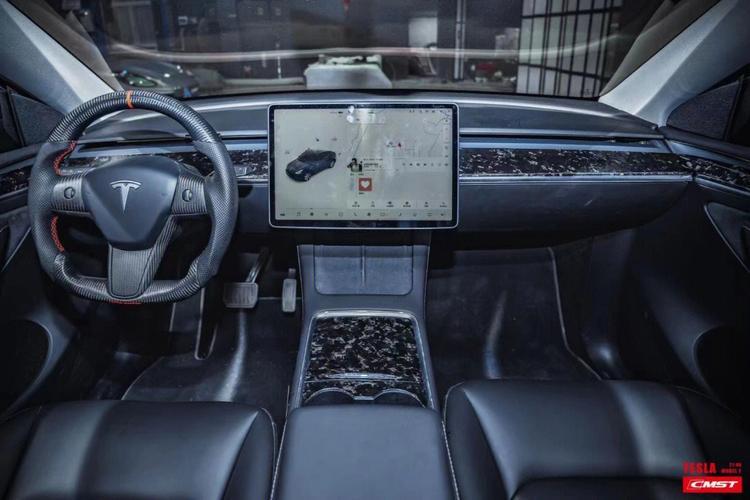 特斯拉ModelY一年保险多少钱？